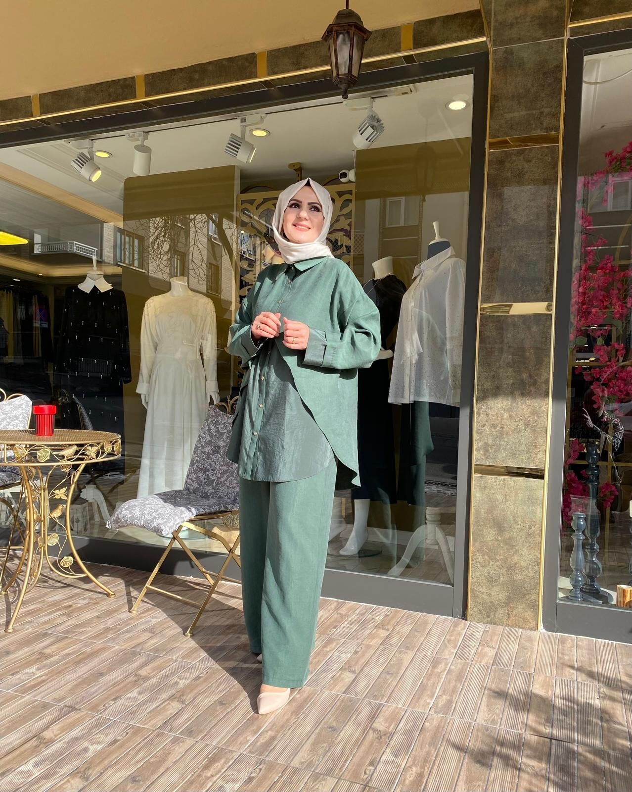 Anvelp detaylı pantolonlu takım