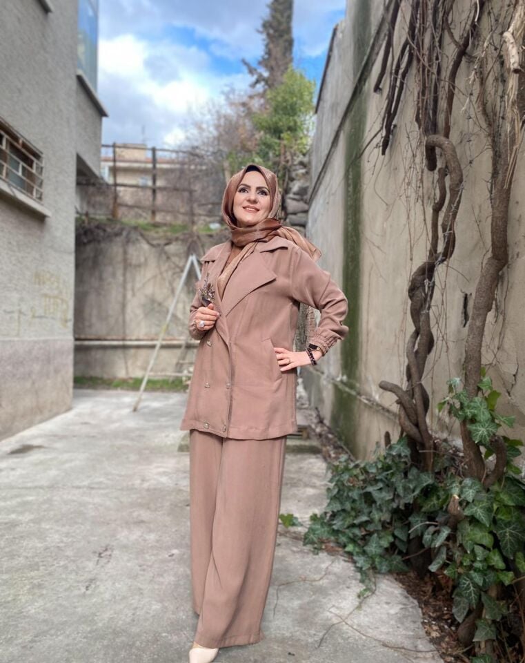 Tansel kumaş ceketli takım fındık rengi