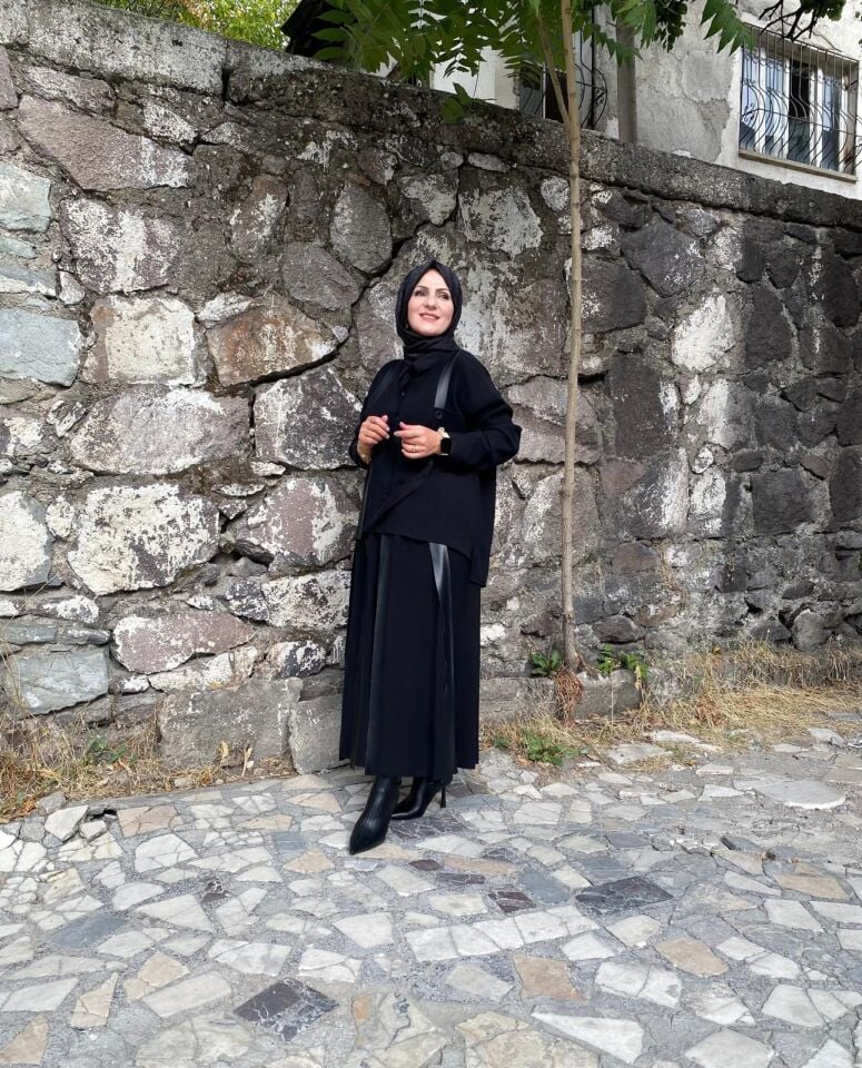 OMUZDAN DERİ ASKI DETAYLI TUNİK