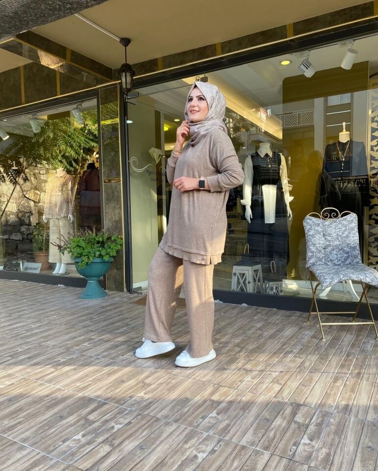 YÜN İŞLEMELİ PANTOLONLU TAKIM