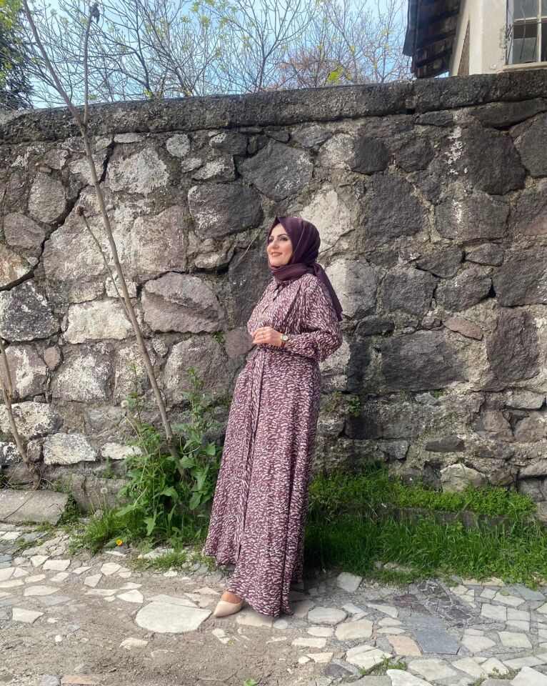 Elbise mia desen önden bağlamalı