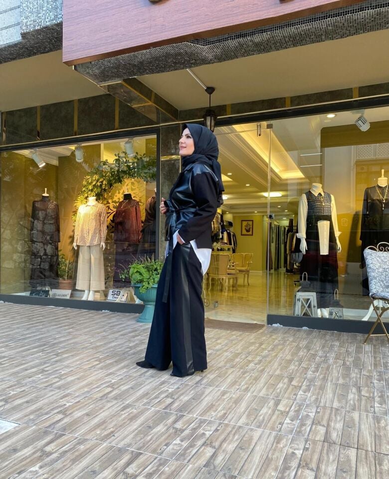 CEREMONY YANLARI DERİ ŞERİTLİ PANTOLON