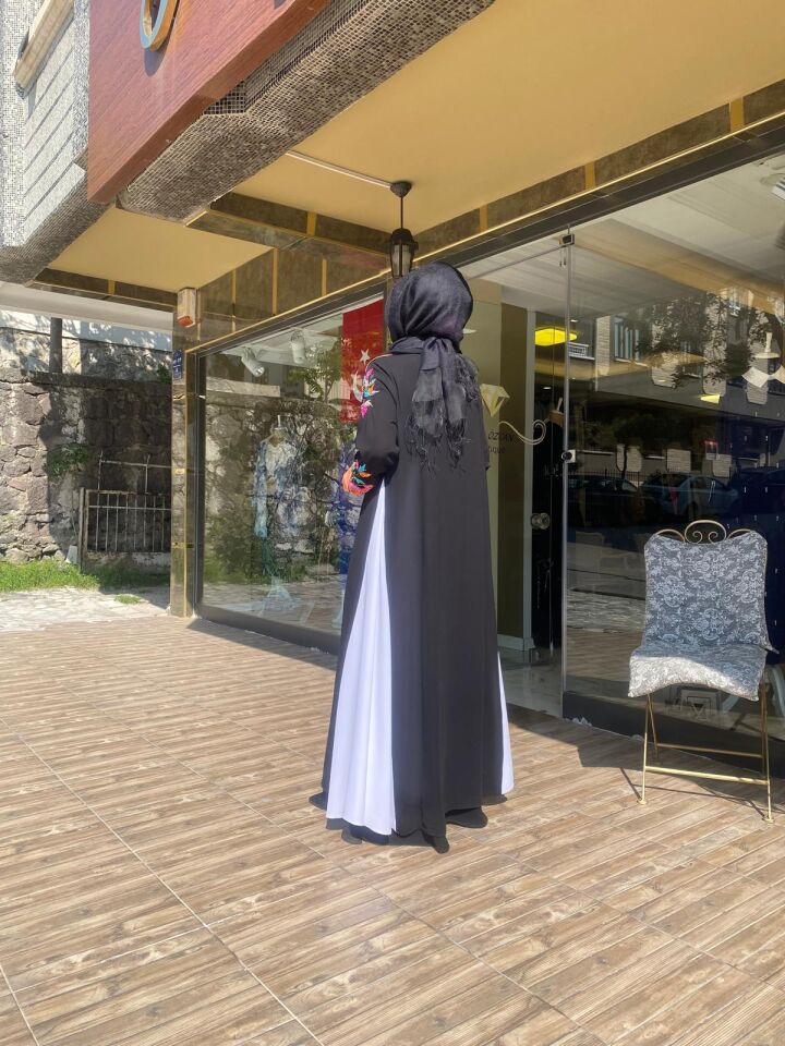 Abaya