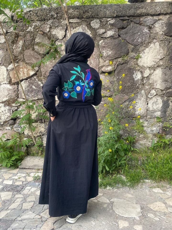 Visione nakışlı elbise