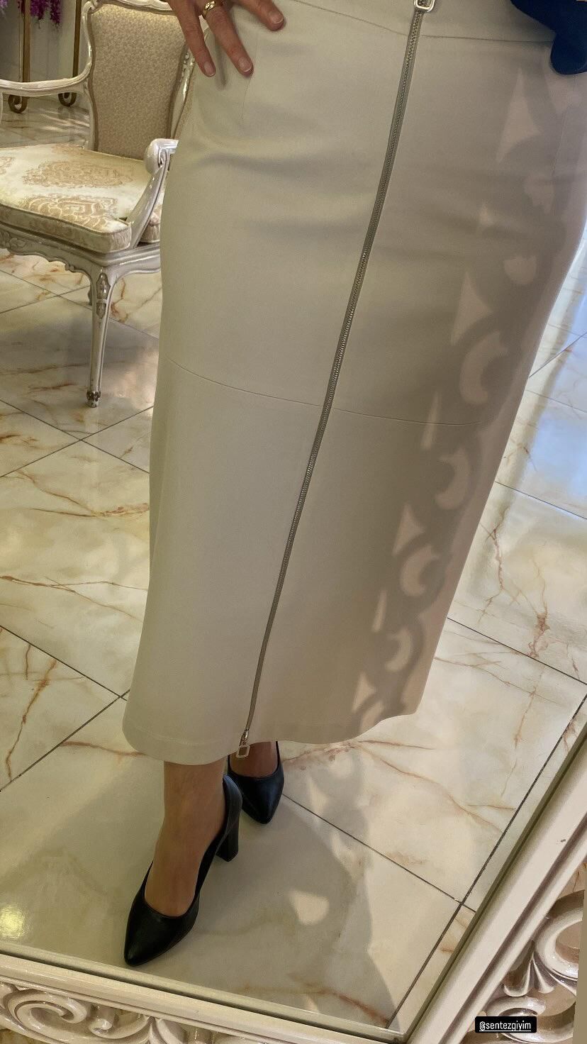 Etek spor önü fermuarlı