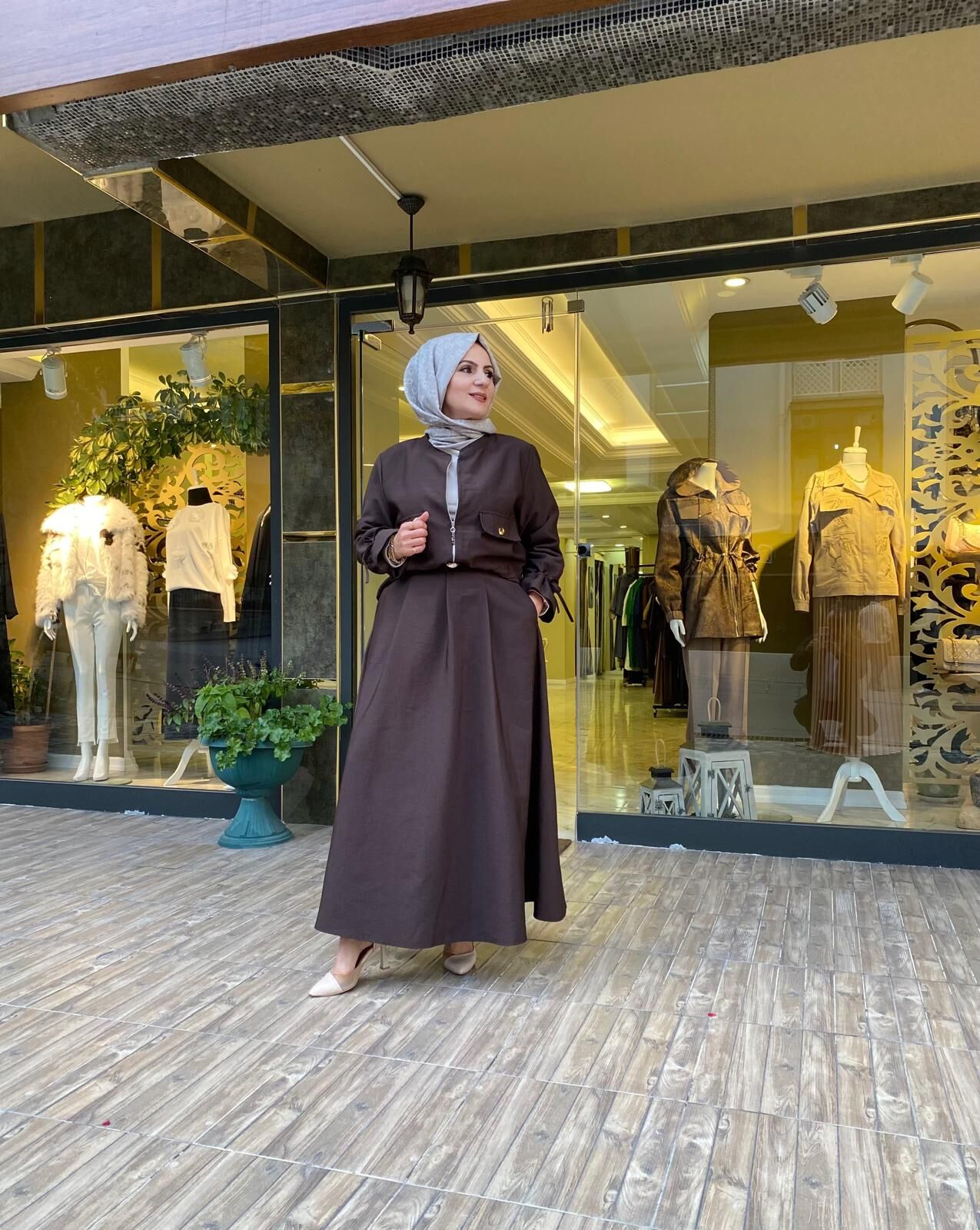 KISA CEKETLİ ETEKLİ TAKIM