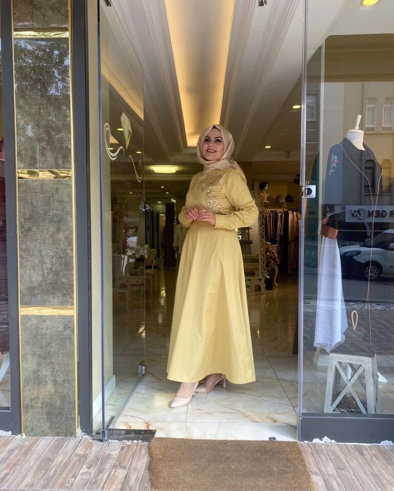 KIVRIK YAKA YAMA ELBİSE