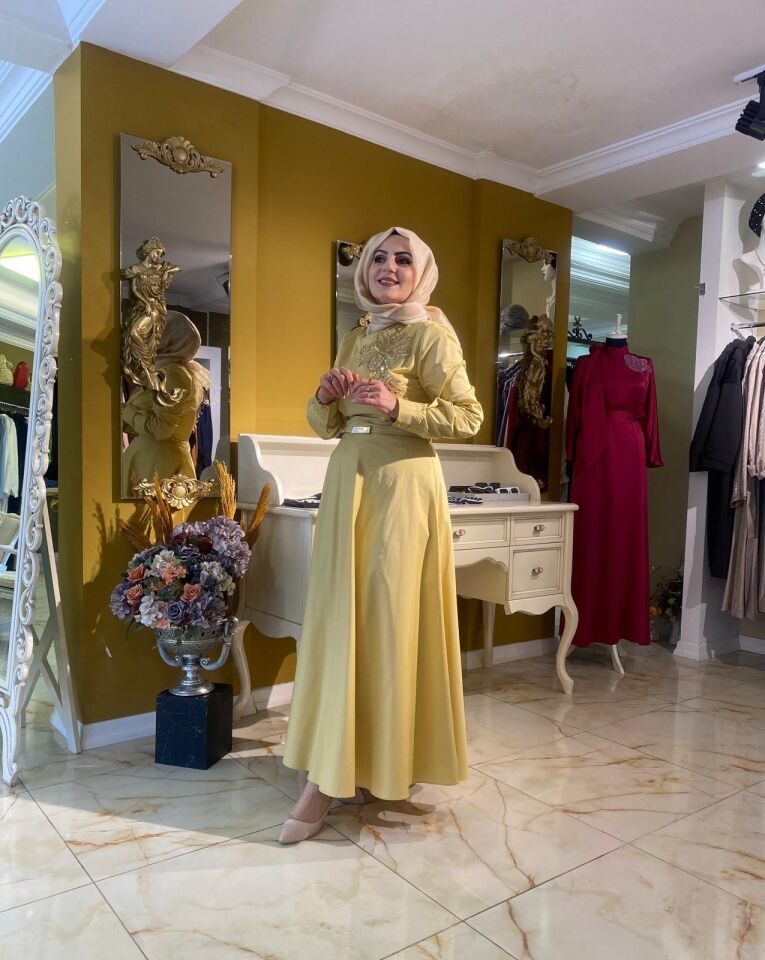 KIVRIK YAKA YAMA ELBİSE