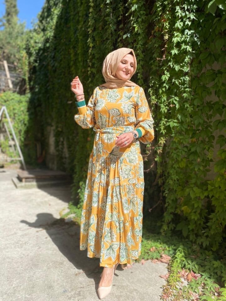 ÇİÇEK DESENLİ ELBİSE