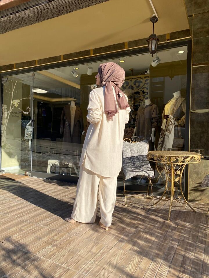 F.G PANTOLONLU TAKIM