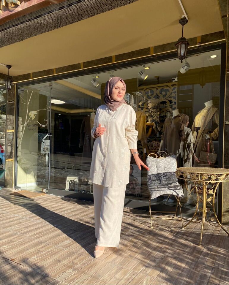 F.G PANTOLONLU TAKIM