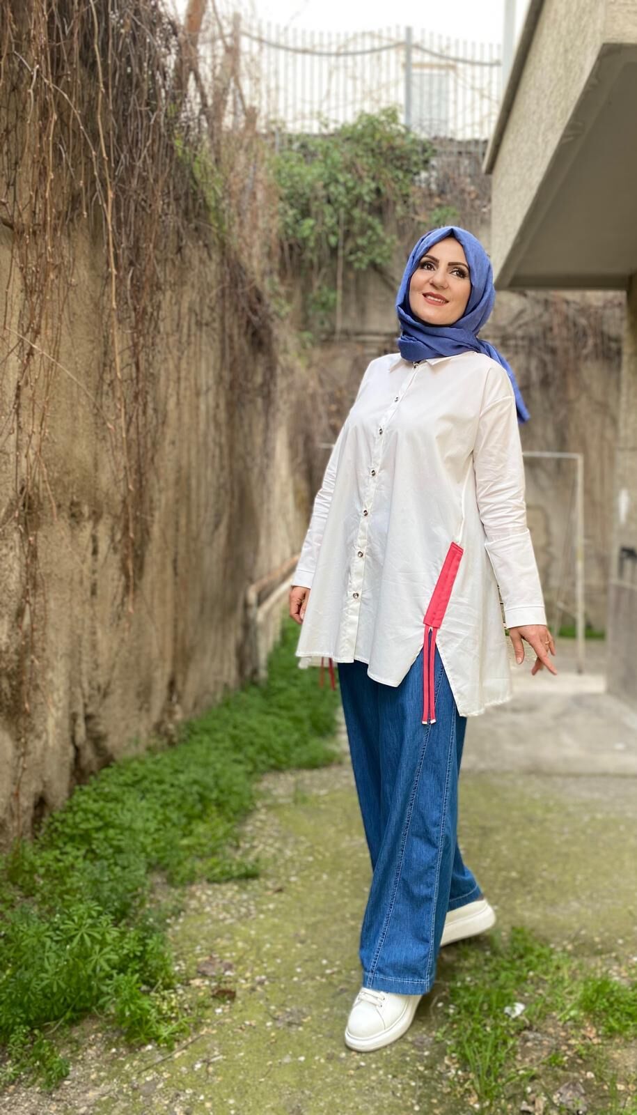 YANLARI FİNİKE GARNİLİ PAPER TOUCH GÖMLEK